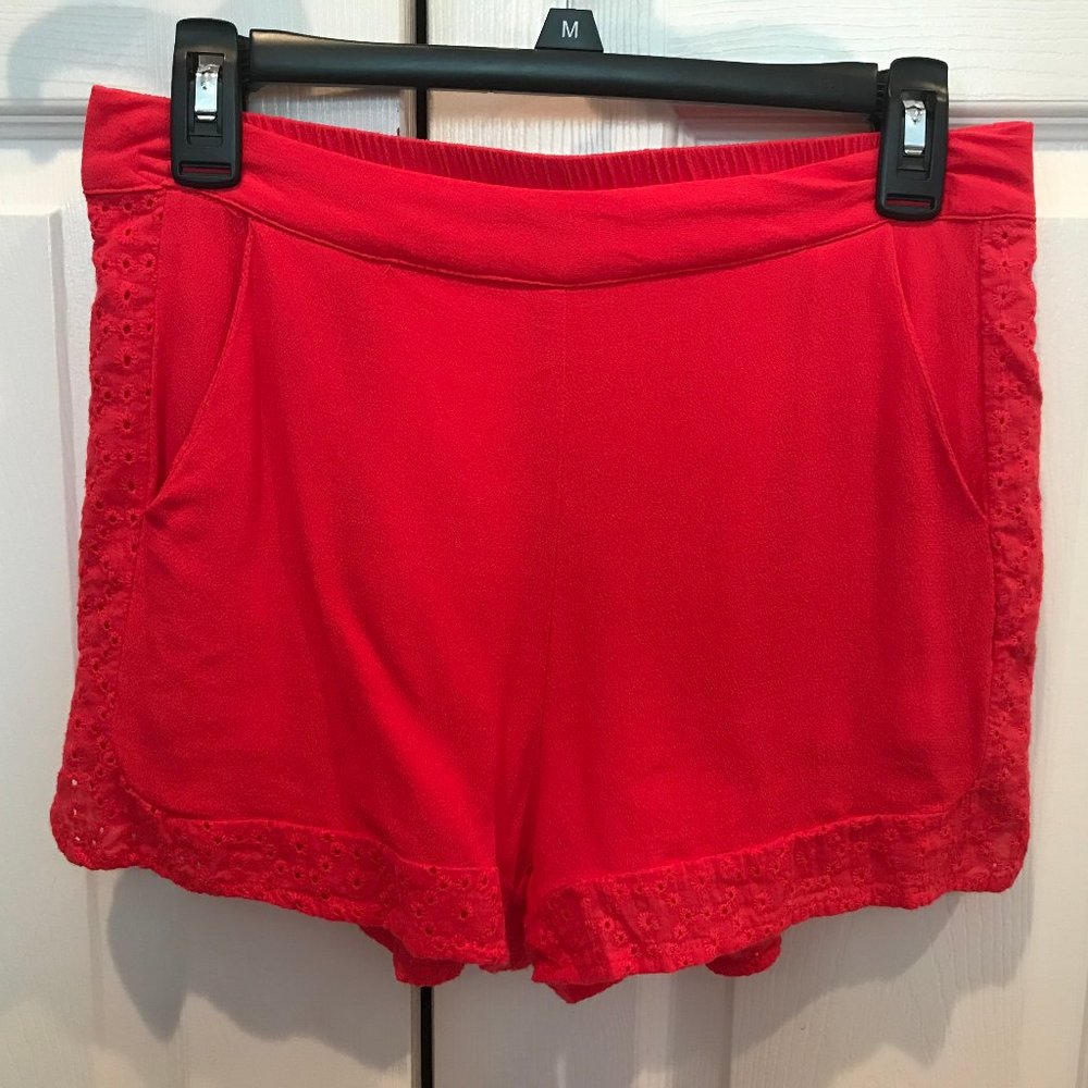 Red High Waisted fashion shorts with Lace details